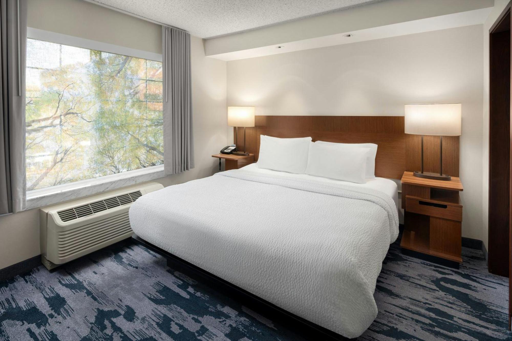 Fairfield Inn & Suites Portland South/Лейк-Освего Экстерьер фото