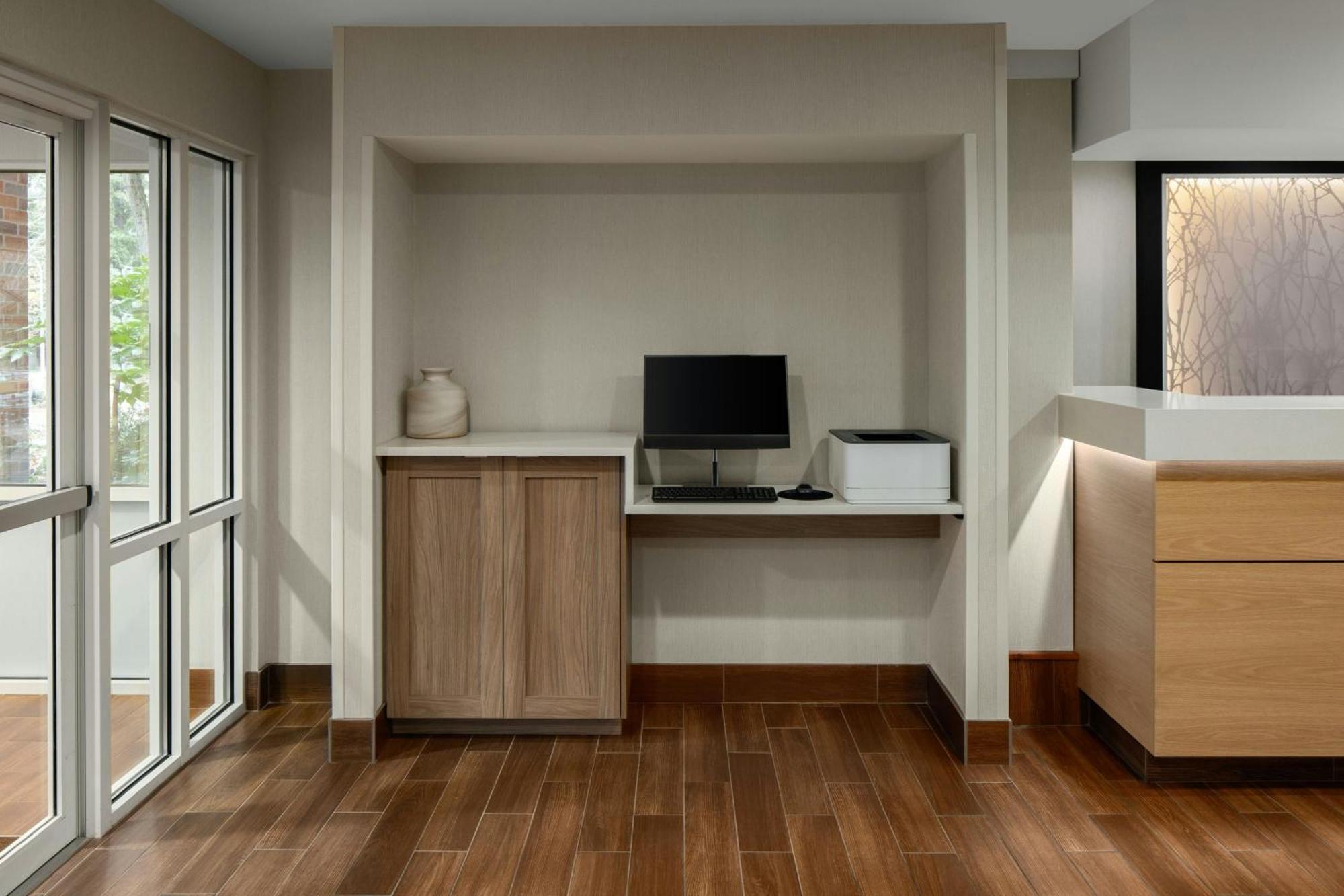 Fairfield Inn & Suites Portland South/Лейк-Освего Экстерьер фото